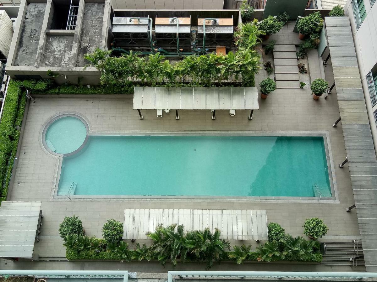 N Place At Soho Central Manila Esterno foto